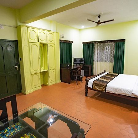 Krishna Beach Resort Каннур Экстерьер фото